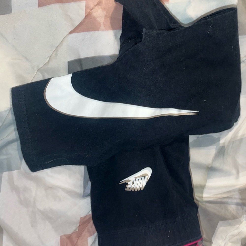 COPY - Black leggings with pink trim